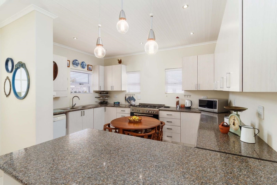 3 Bedroom Property for Sale in Mykonos Western Cape